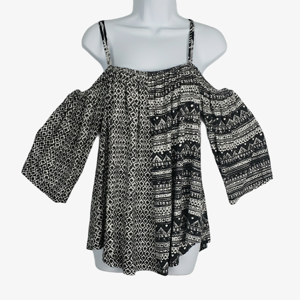 Anthro deletta reeve black white cold shoulder top